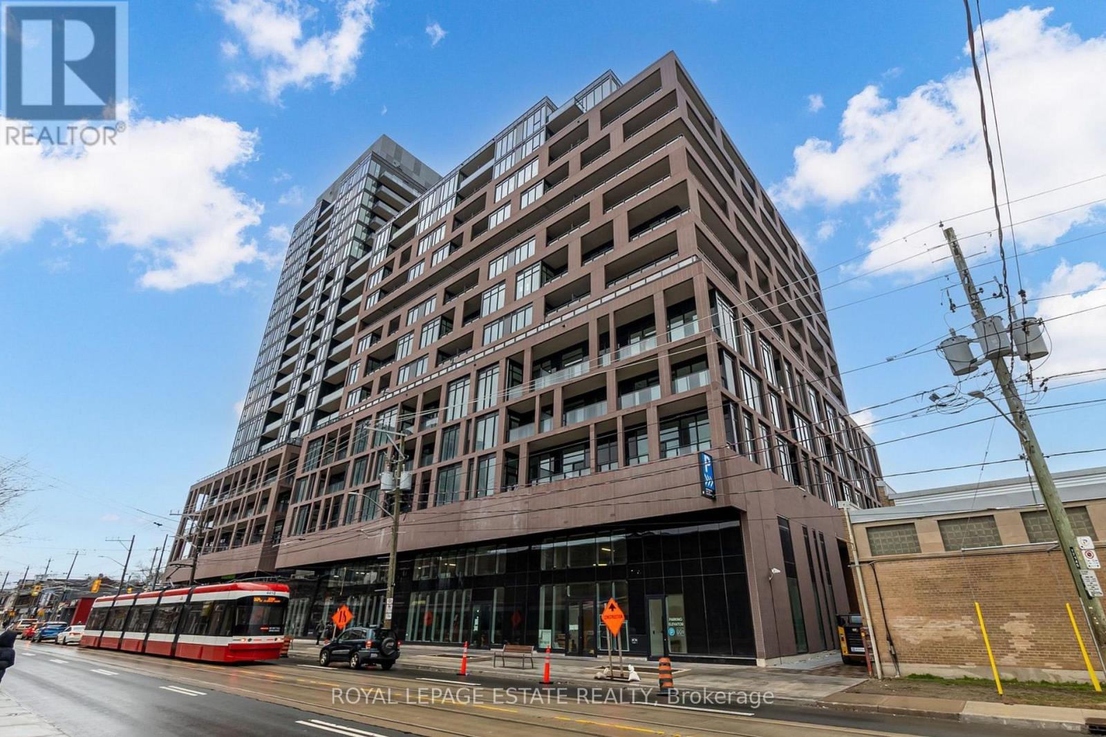Apartment at 1201 - 285 DUFFERIN STREET, Toronto