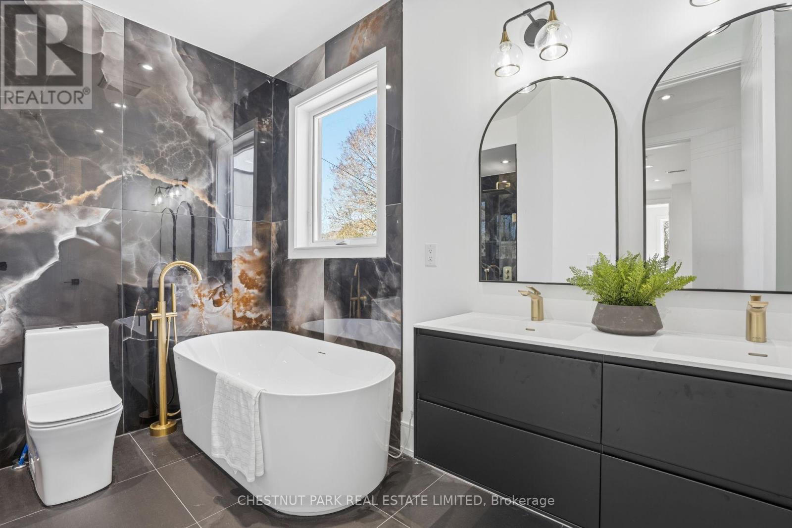 Detached at 86 EDGECROFT ROAD, Toronto