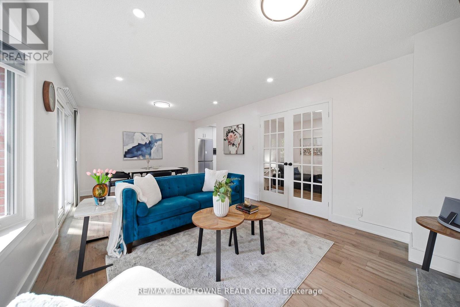 Detached at 2066 REBECCA STREET, Oakville