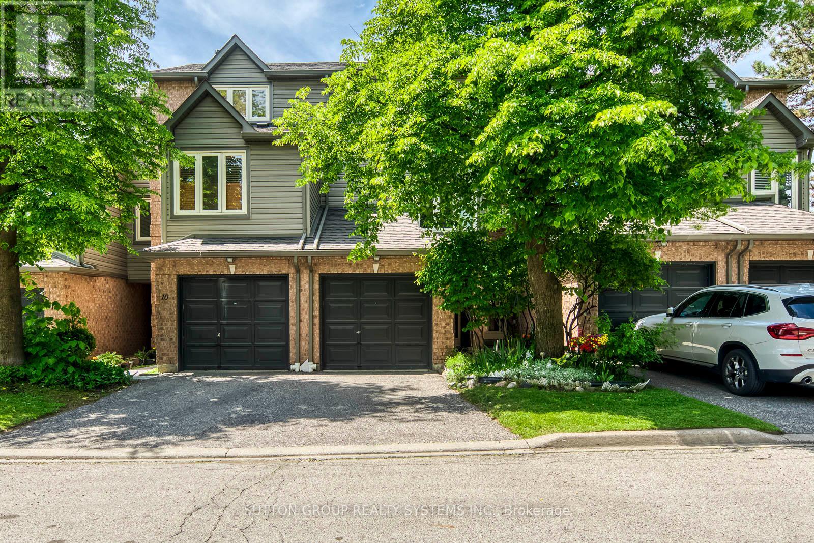 Townhouse at 9 - 460 BRISTOL ROAD W, Mississauga (Hurontario)