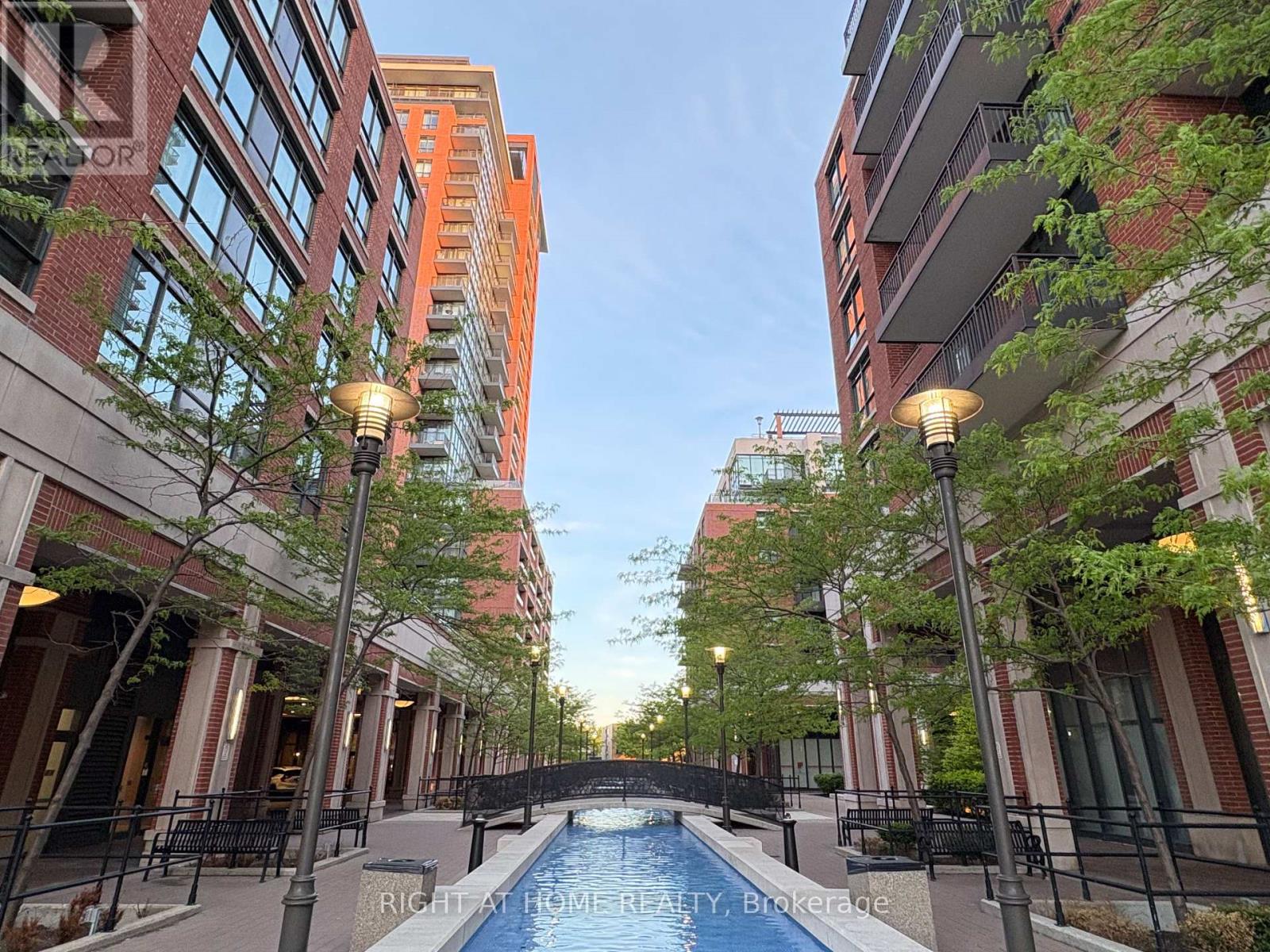Apartment at 306 - 830 LAWRENCE AVENUE W, Toronto (Yorkdale-Glen Park)