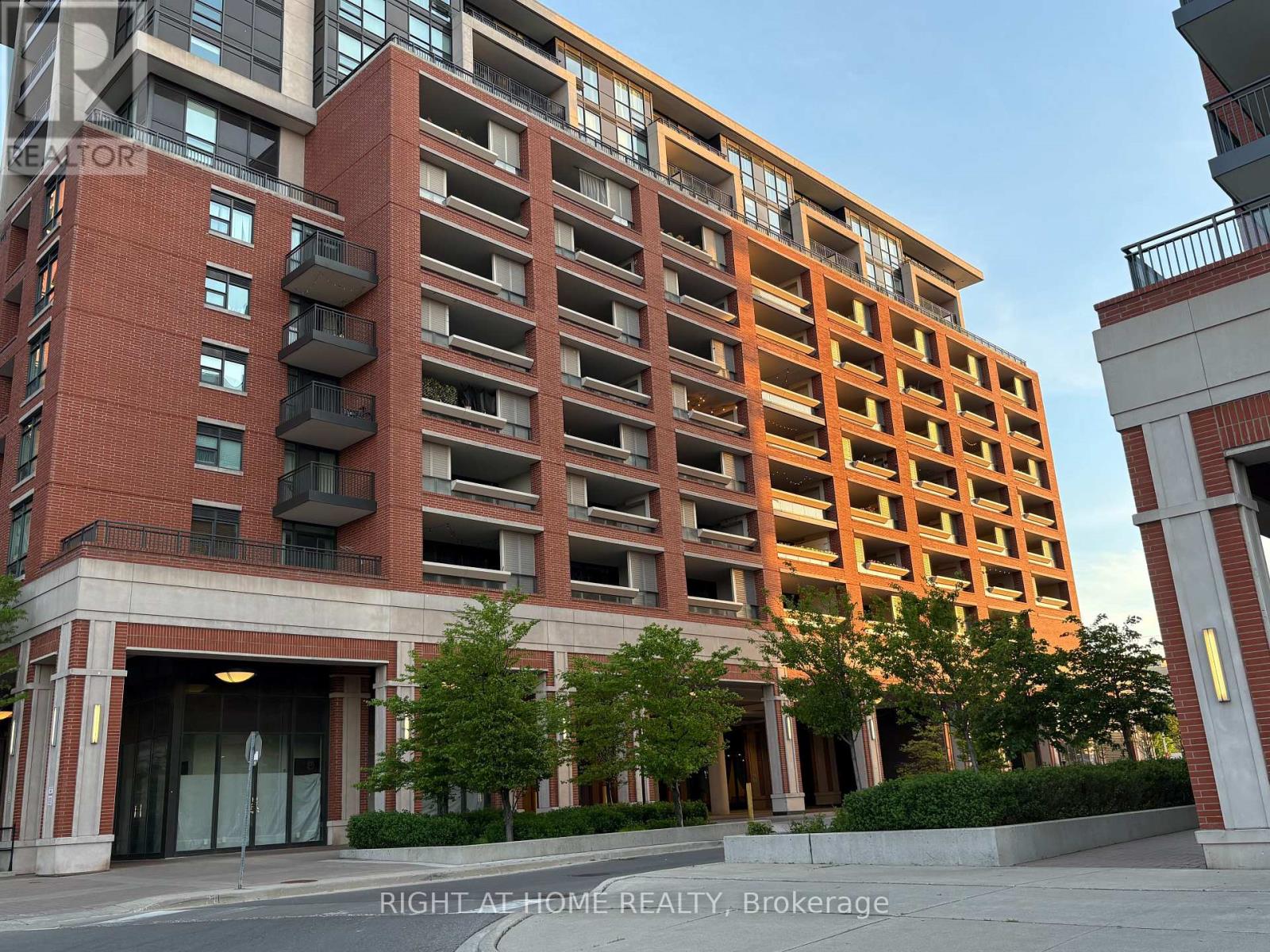 Apartment at 306 - 830 LAWRENCE AVENUE W, Toronto