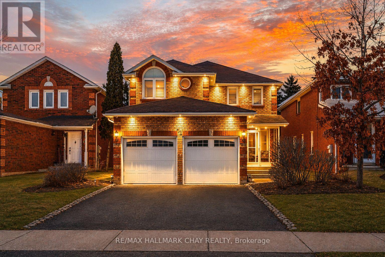 Detached at 72 RAVENSCLIFFE COURT, Brampton (Northwood Park)