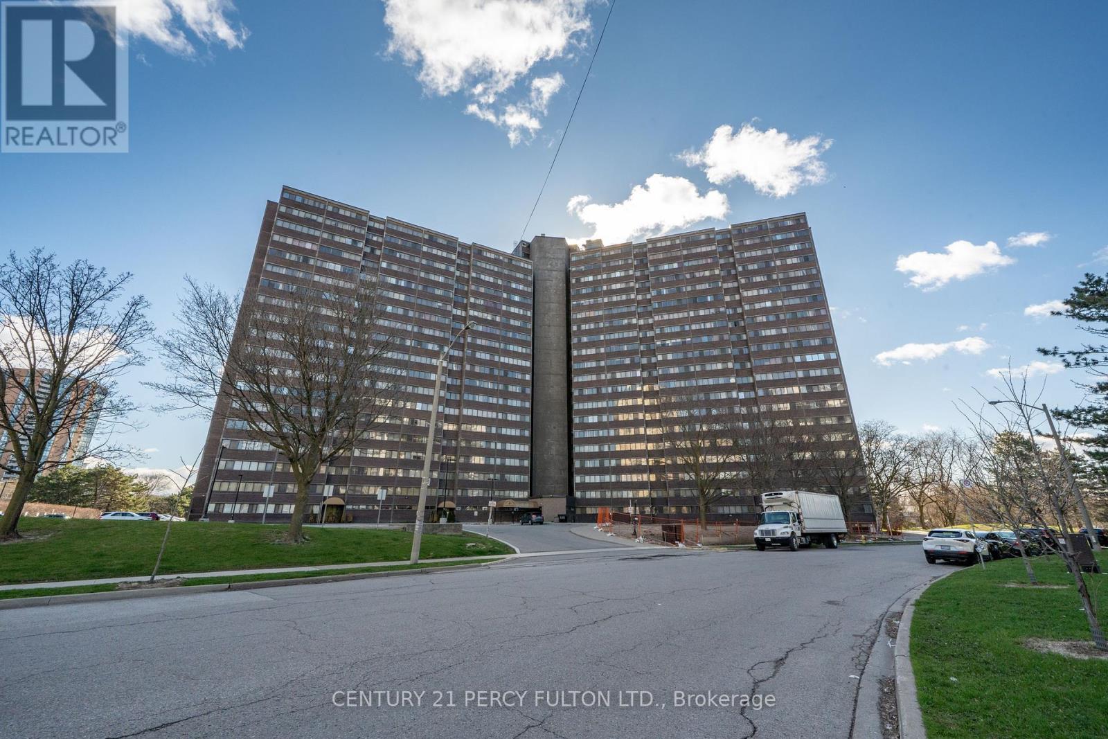 Apartment at PH 12 - 11 WINCOTT DRIVE, Toronto (Kingsview Village-The Westway)