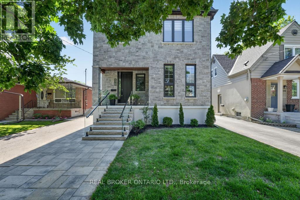 Detached at 176 ALDERCREST ROAD, Toronto (Alderwood)