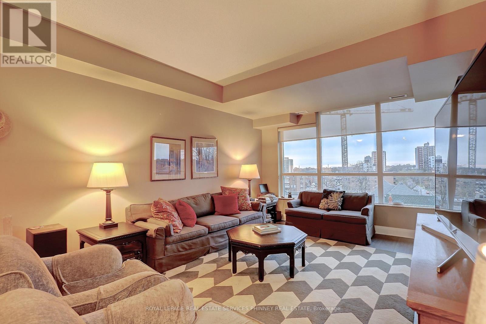 Apartment at 514 - 1 HURONTARIO STREET, Mississauga