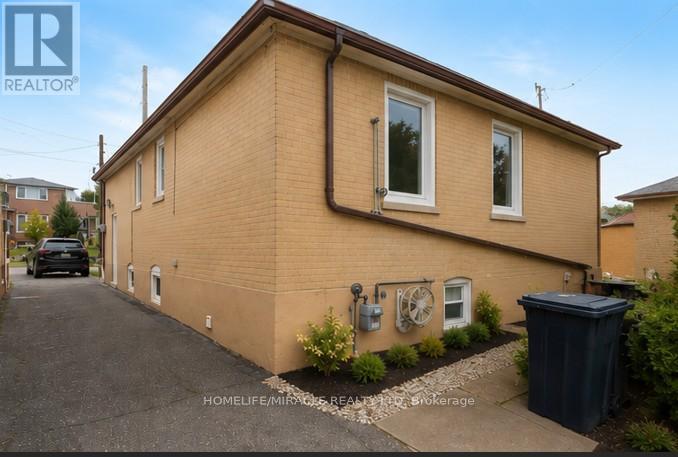 Detached at 50 HAVERSON BOULEVARD, Toronto