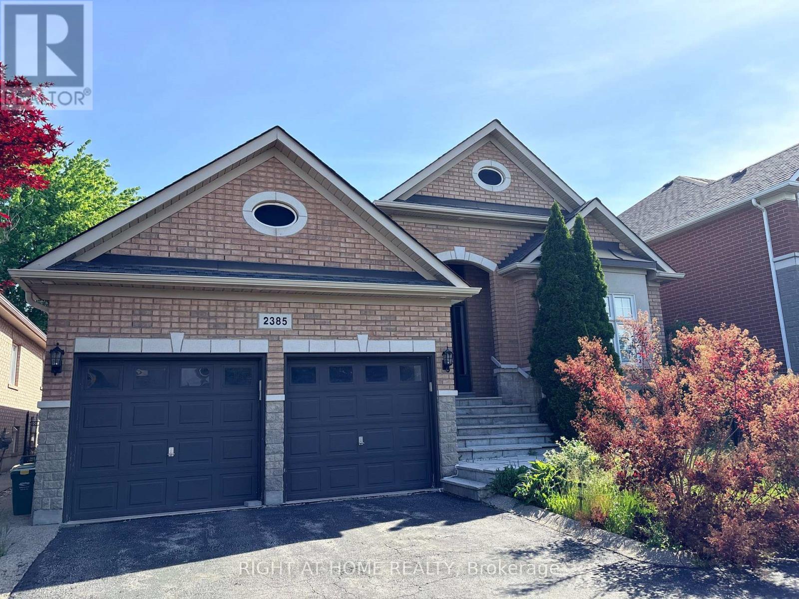 Detached at 2385 EIGHTH LINE, Oakville (JC Joshua Creek)