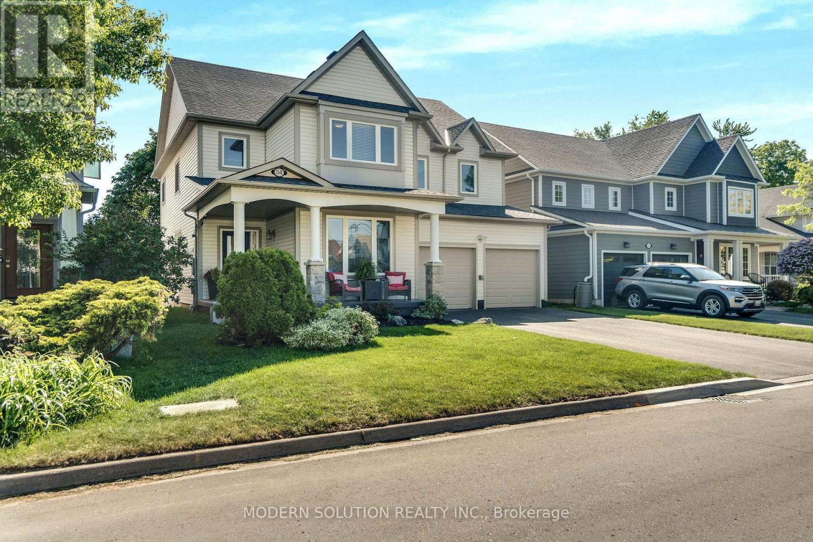 Detached at 54 SOMERVILLE ROAD, Halton Hills