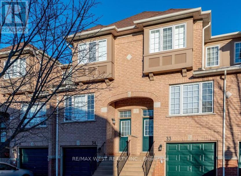 Townhouse at 33 - 3020 CEDARGLEN GATE, Mississauga (Erindale)