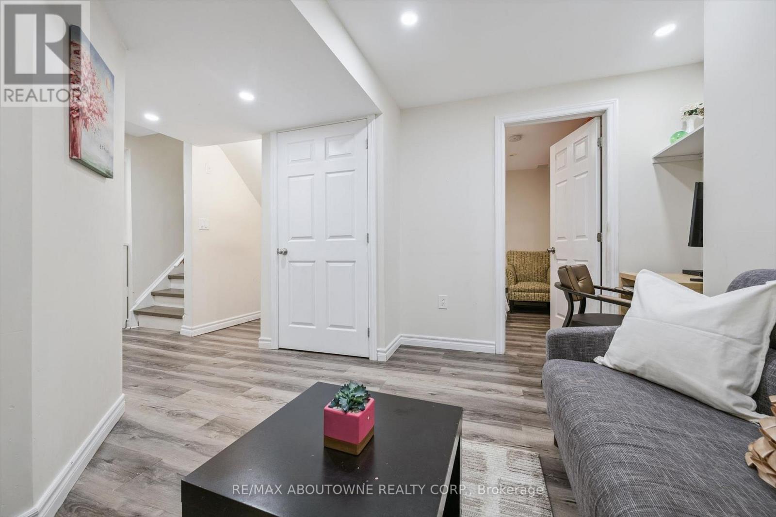 Townhouse at 36 VAN FLEET TERRACE, Milton