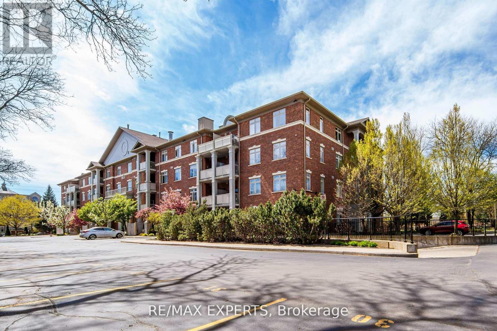Apartment at 102 - 391 PLAINS ROAD E, Burlington (LaSalle)