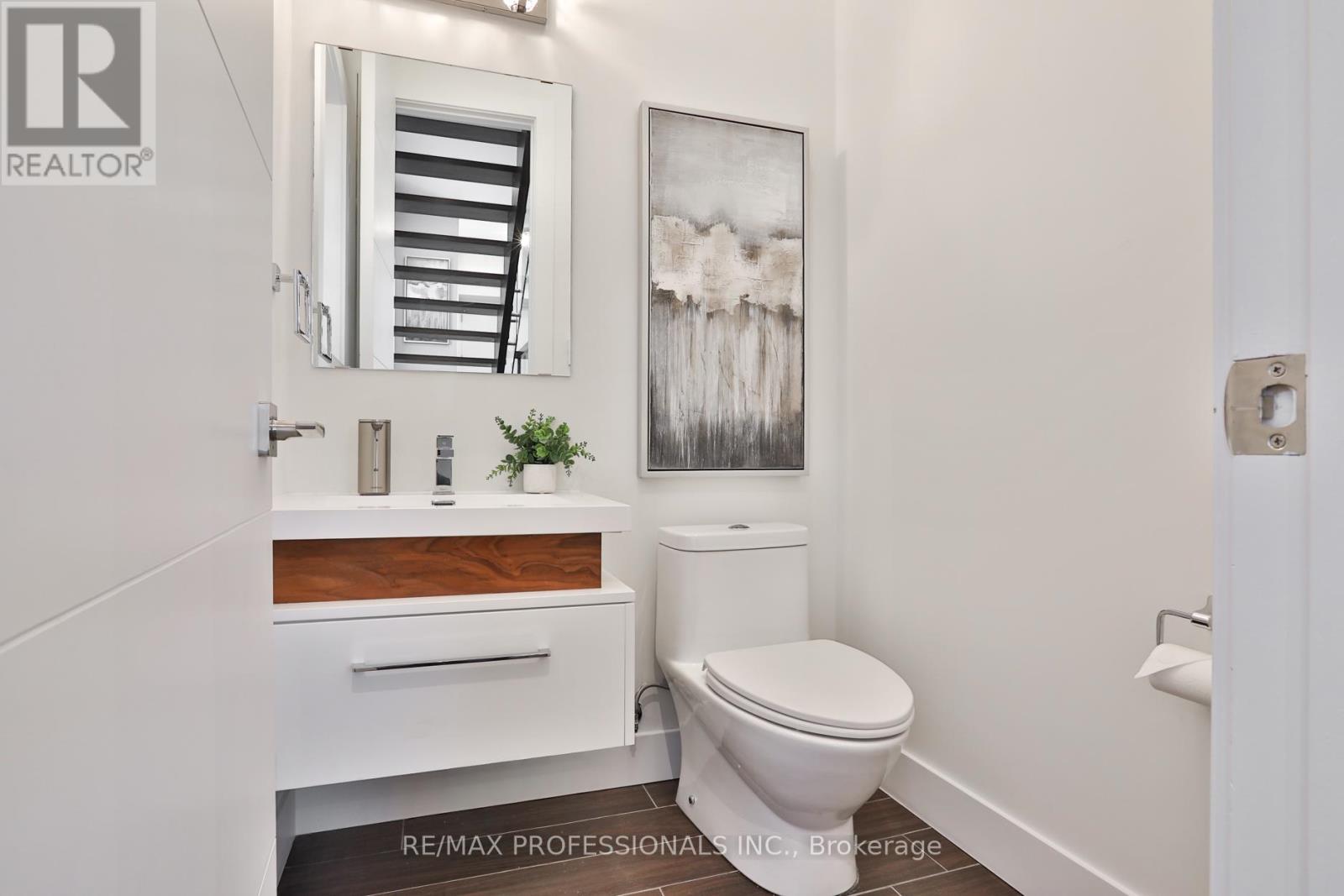 Detached at 54 RENOWN ROAD, Toronto