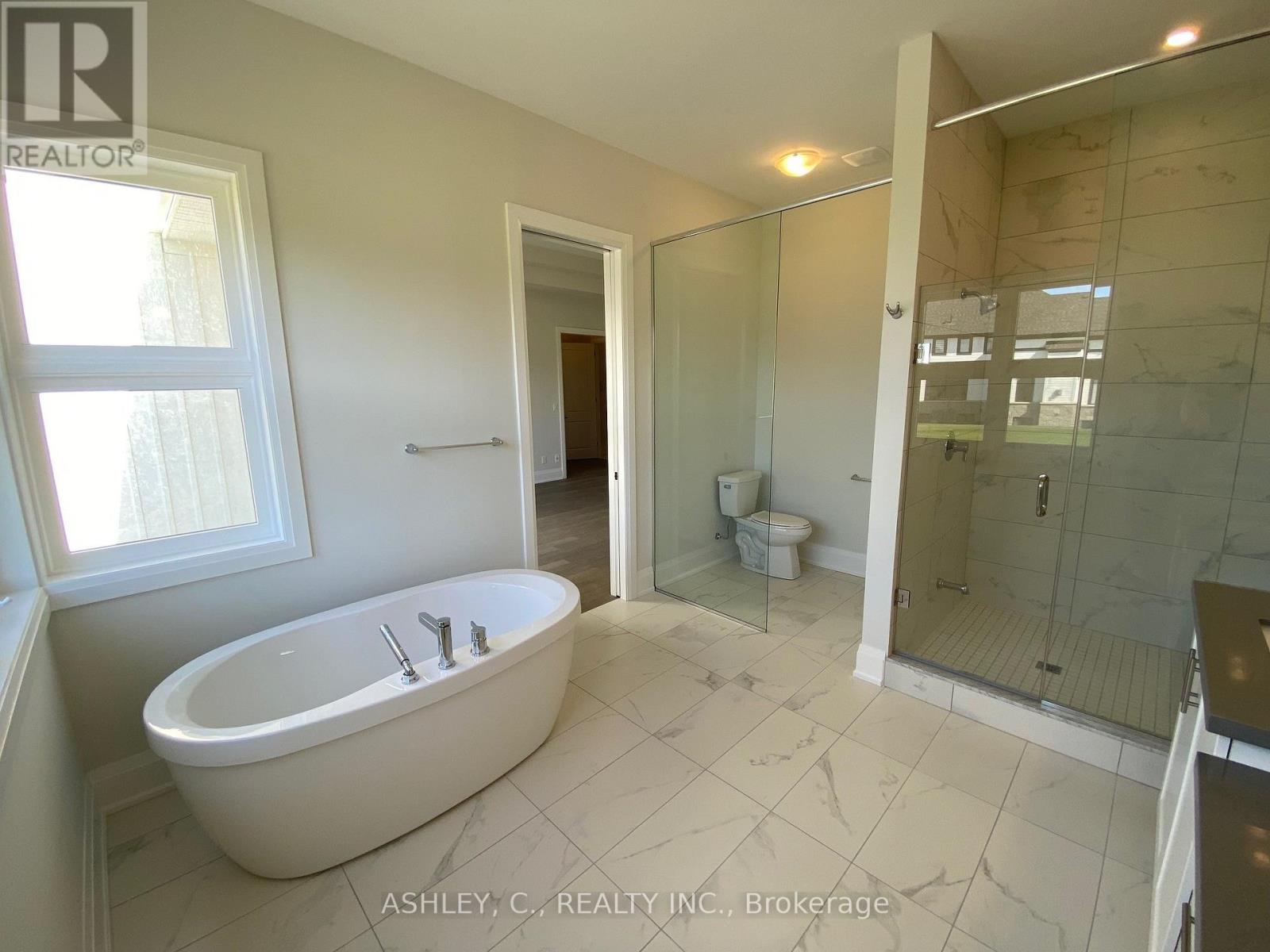 Detached at 20 CHINABERRY ROAD, Caledon