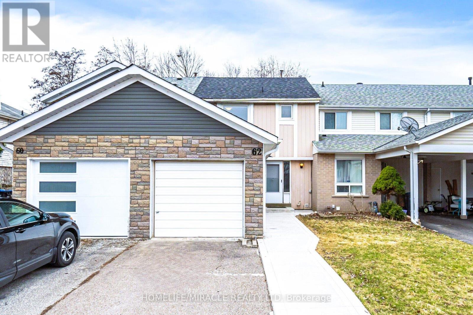 Townhouse at 62 ELMVALE AVENUE, Brampton (Heart Lake West)