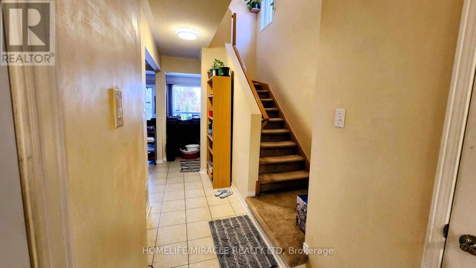 Semi-Detached/Link at 102 WHITEFACE CRESCENT, Brampton
