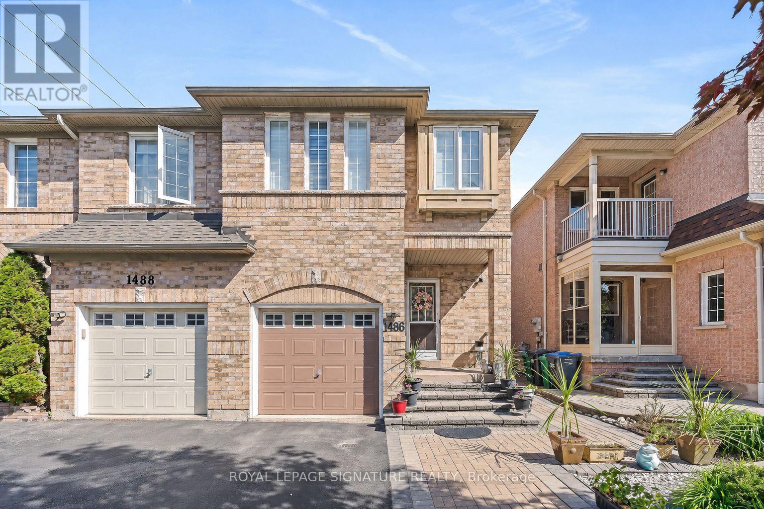 Semi-Detached/Link at 1486 SPRING GARDEN COURT, Mississauga (Meadowvale Village)
