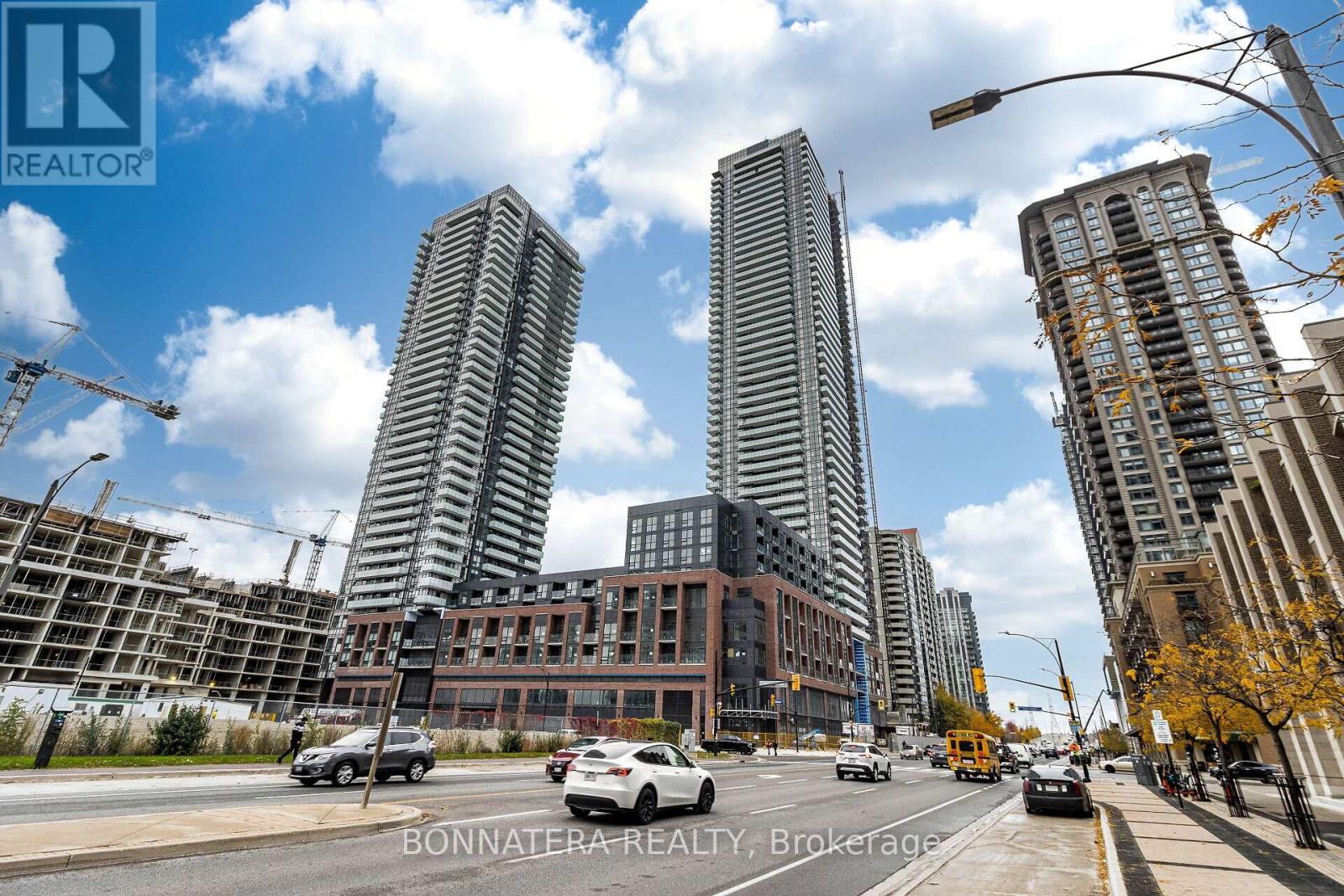 Apartment at 1703 - 4130 PARKSIDE VILLAGE DRIVE, Mississauga (City Centre)