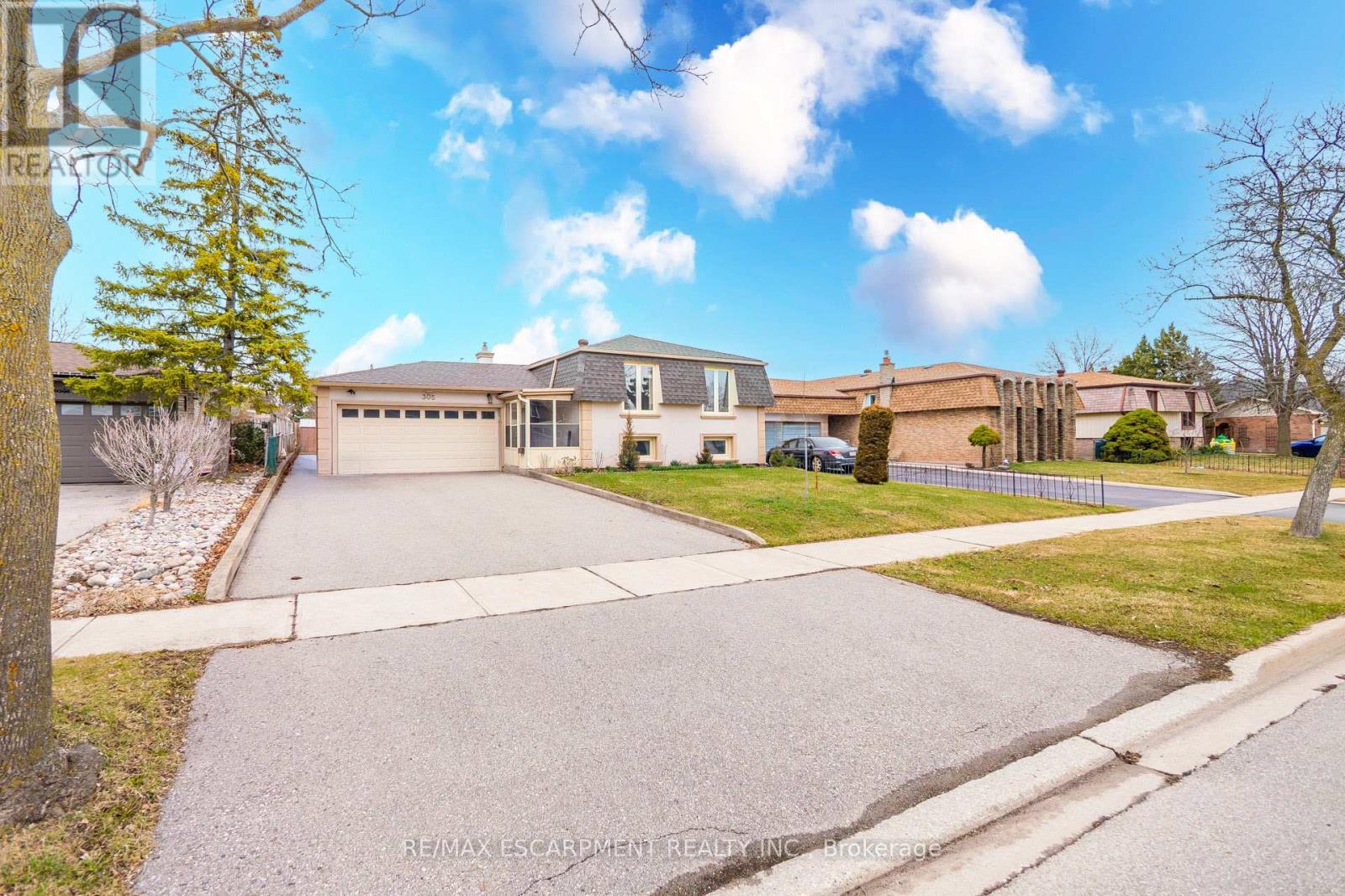 Detached at 305 PINEGROVE ROAD, Oakville (WO West)