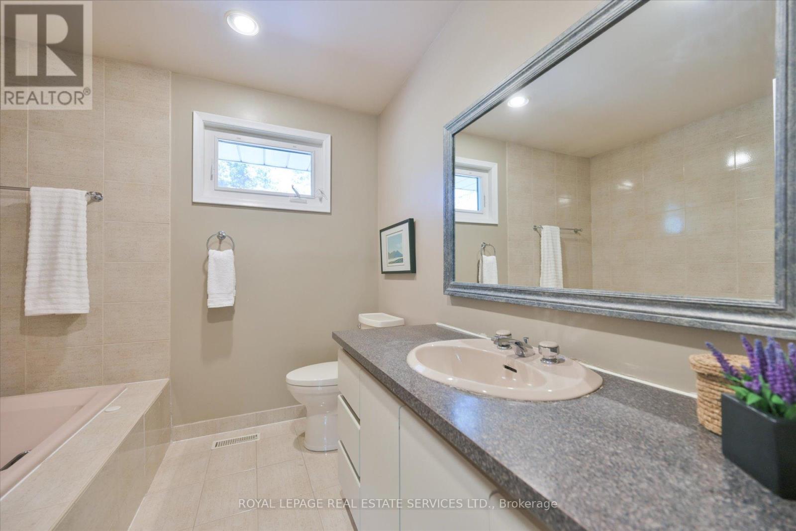 Detached at 49 PETTIT DRIVE, Toronto