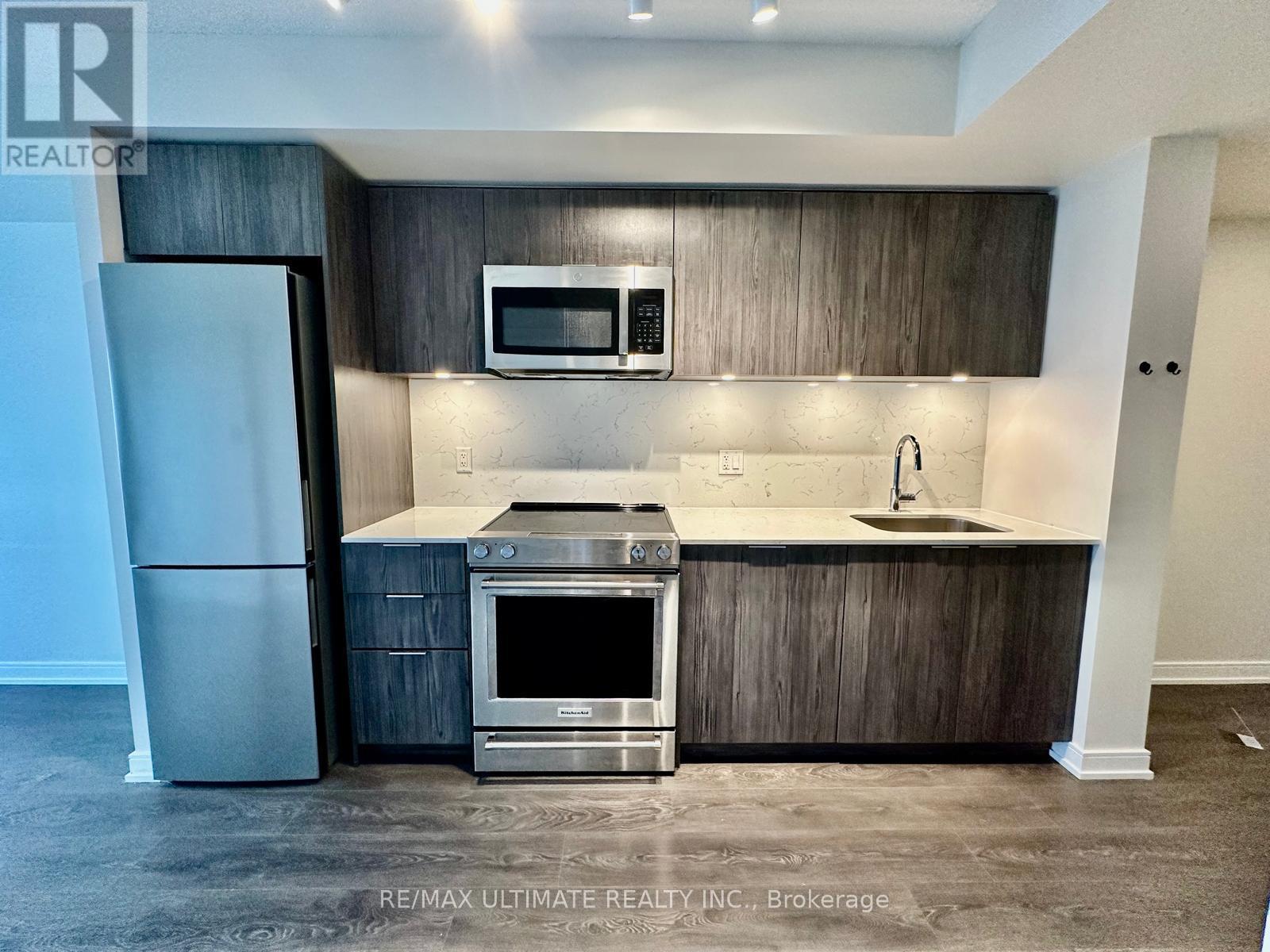 Apartment at 1611 - 30 SAMUEL WOOD WAY, Toronto