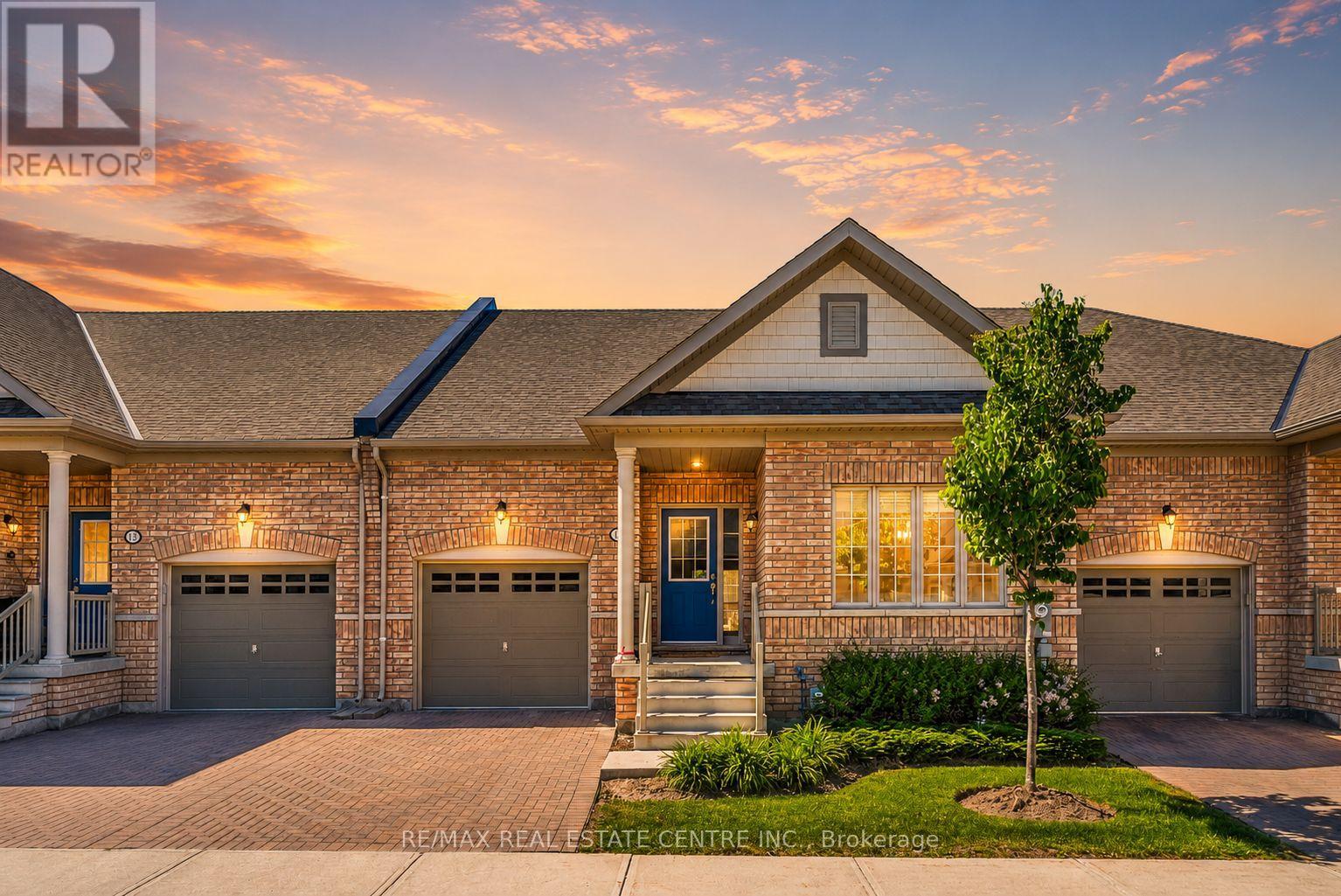 Townhouse at 11 OVERLEA DRIVE, Brampton (Sandringham-Wellington)