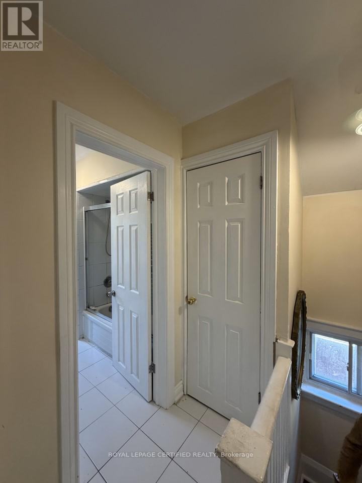 Detached at 148 BELGRAVIA AVENUE, Toronto