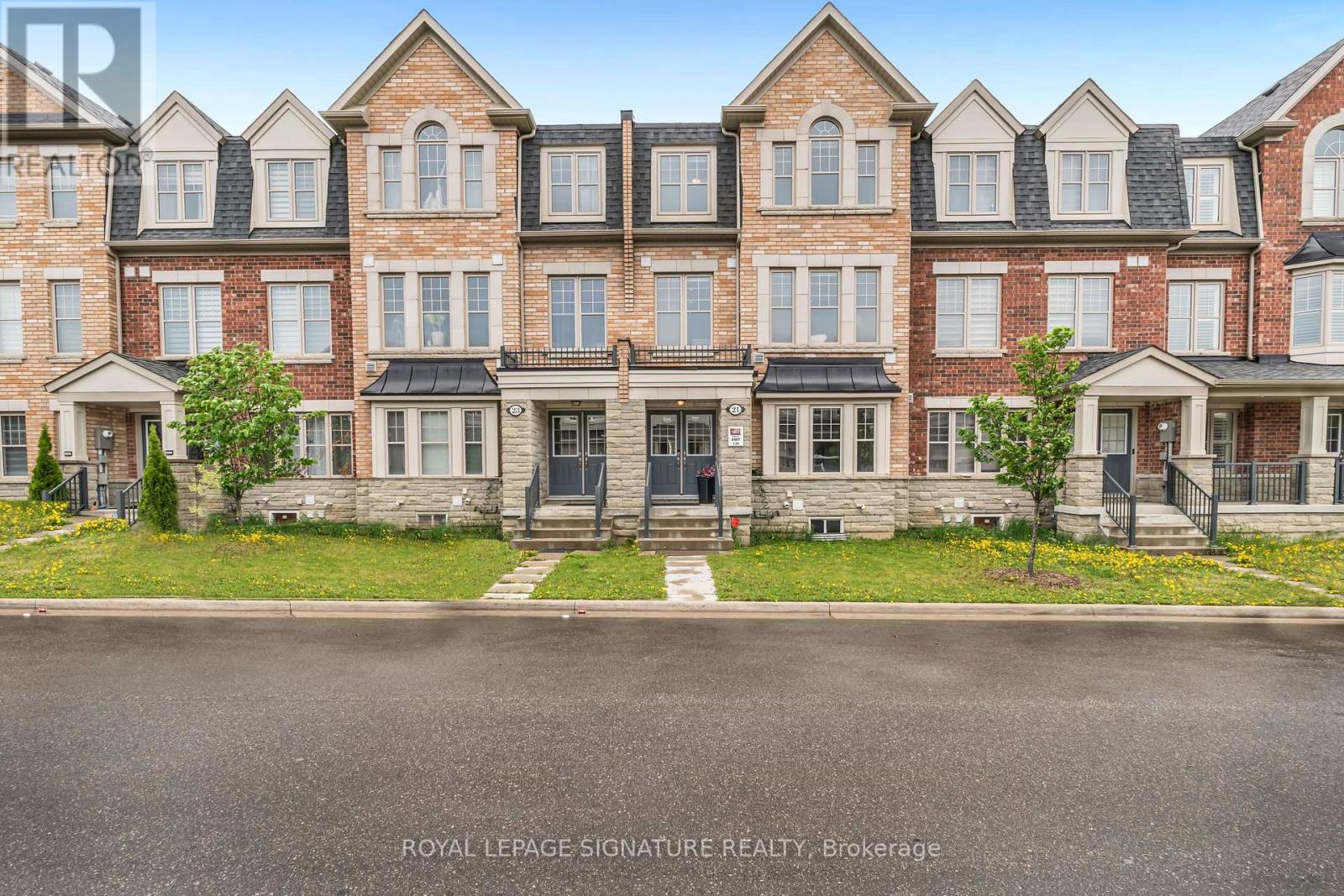 Townhouse at 21 FRESNEL ROAD S, Brampton