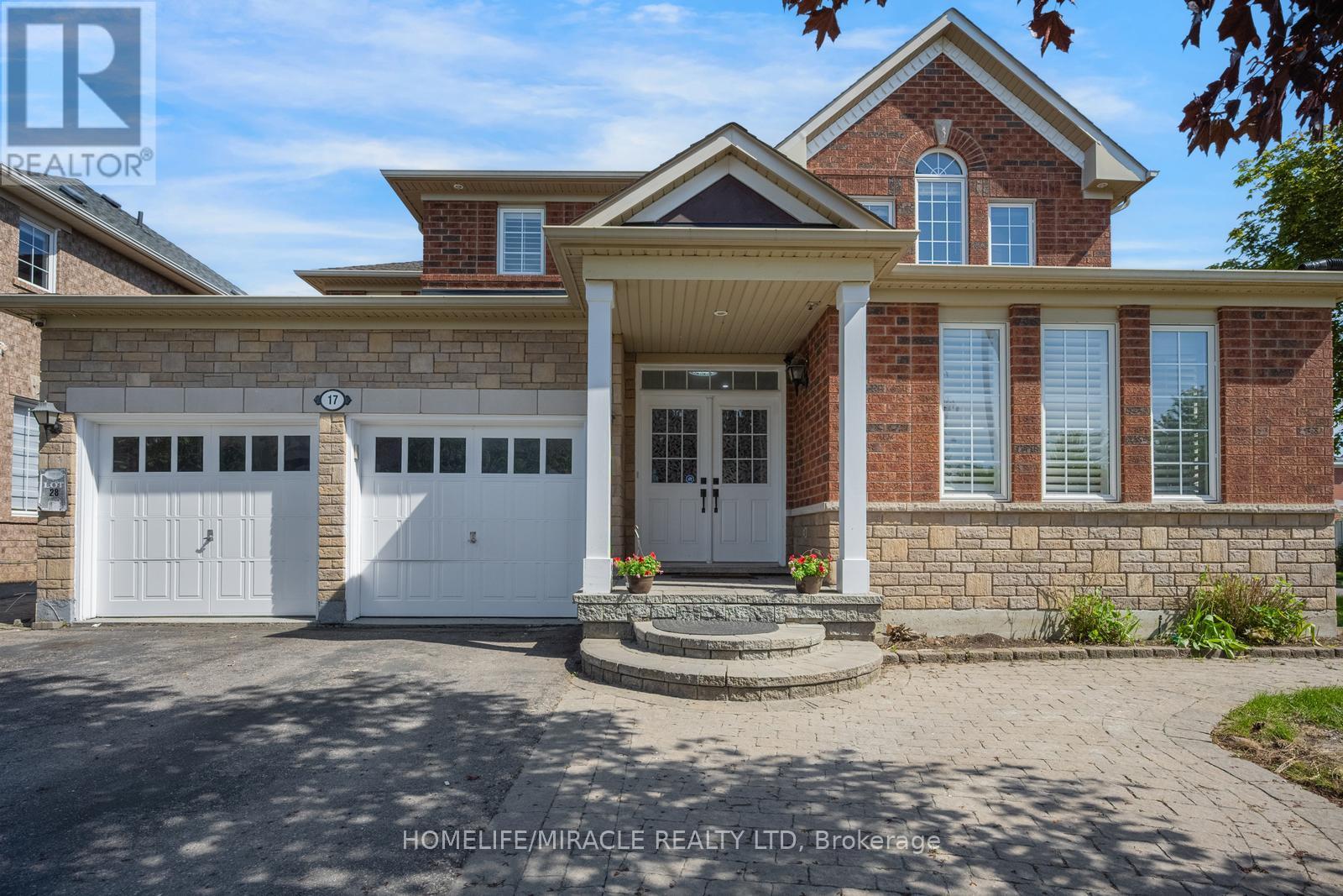 Detached at 17 LATANIA BOULEVARD, Brampton