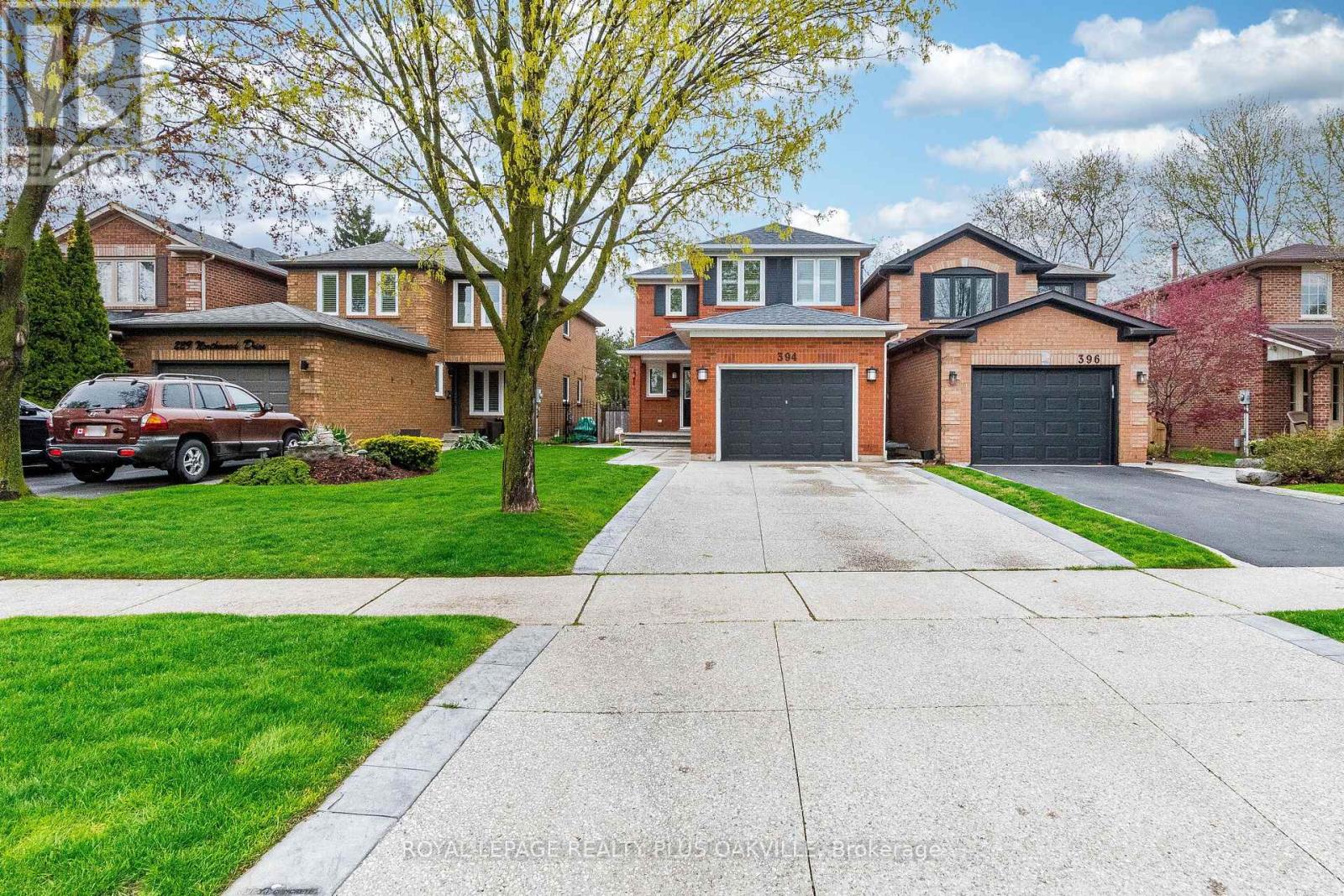 Semi-Detached/Link at 394 MAIDSTONE CRESCENT, Oakville (GA Glen Abbey)