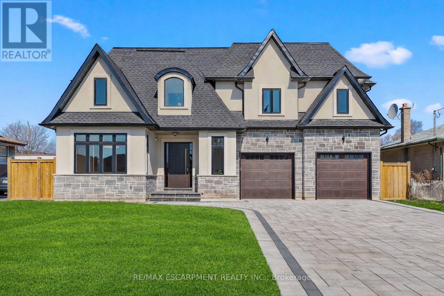 Detached at 383 WADSWORTH STREET, Oakville (WO West)