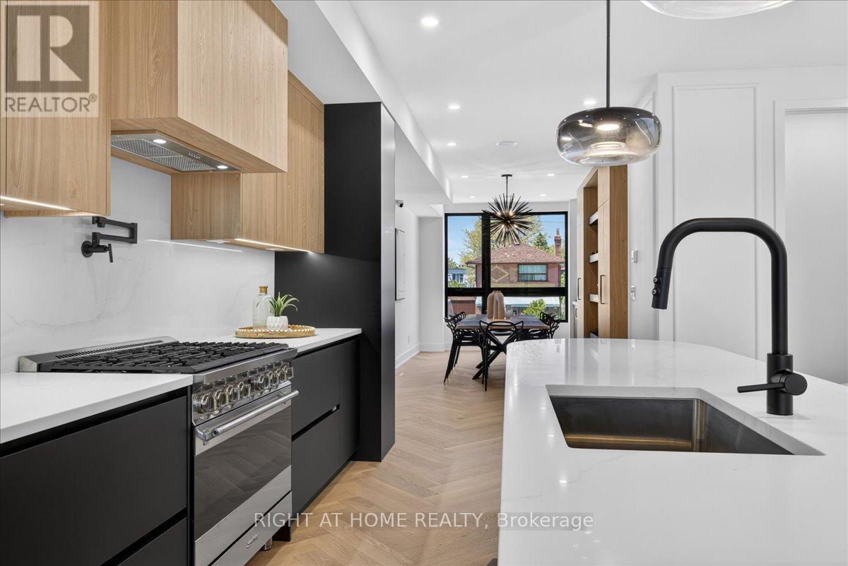 Detached at 15B ROSEMEADE AVENUE, Toronto