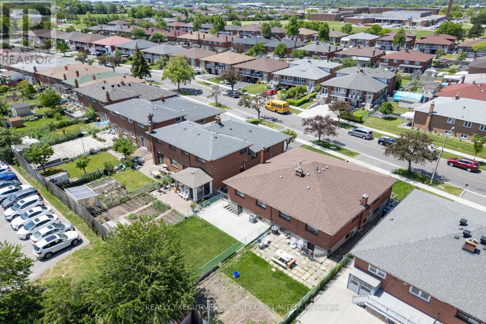Semi-Detached/Link at 55 PICARO DRIVE, Toronto
