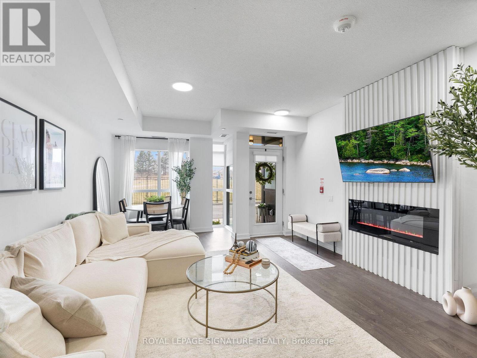 Apartment at 132 - 251 MANITOBA STREET S, Toronto
