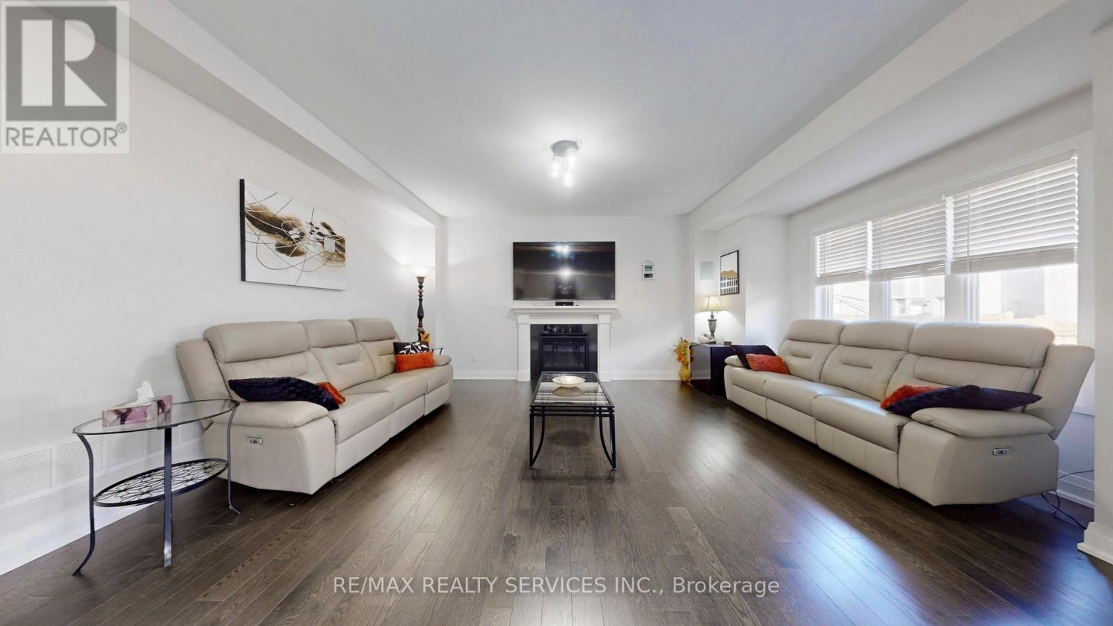 Detached at 15 ROLLING ROCK WAY, Brampton