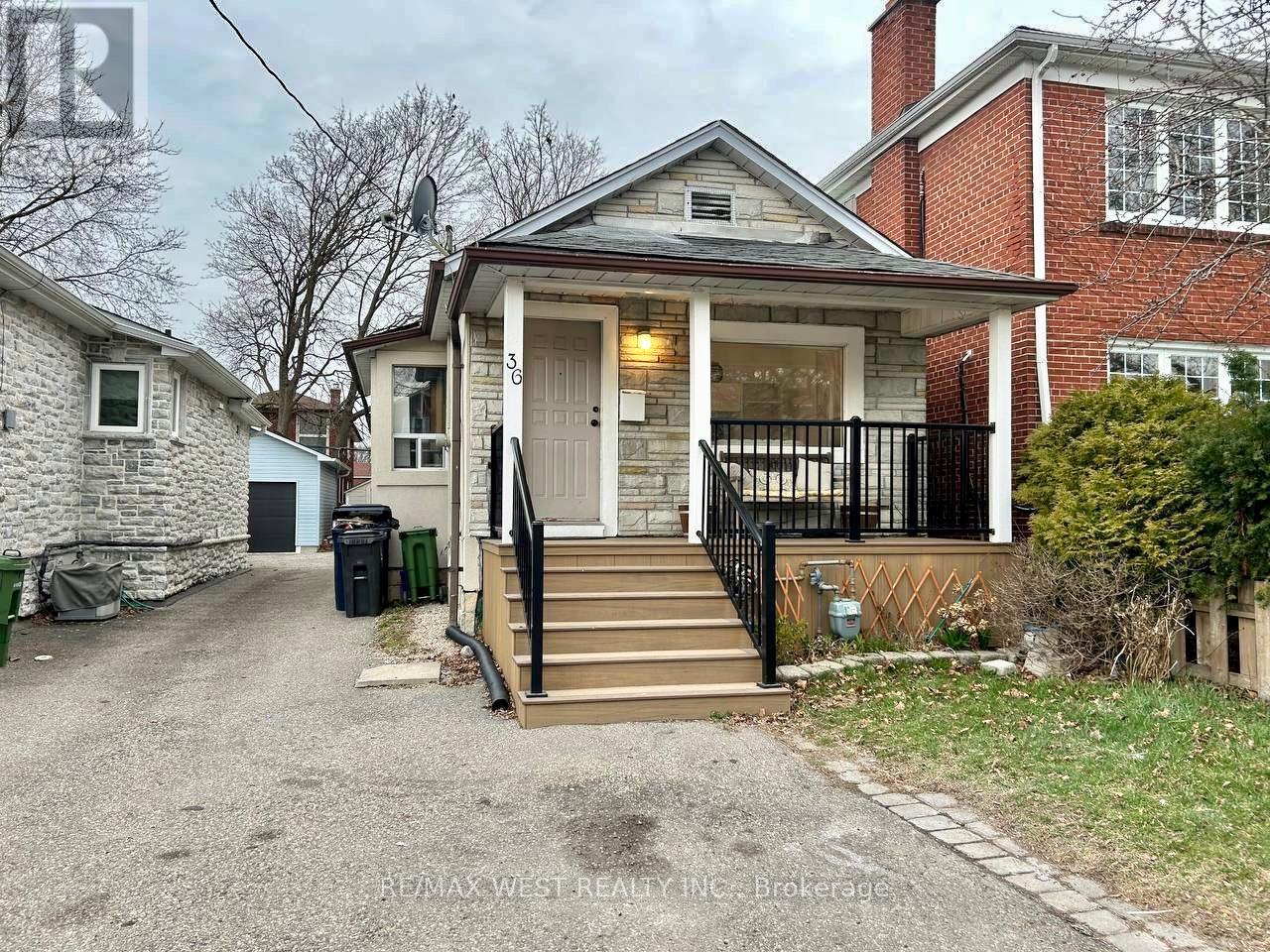 Detached at 36 FOURTEENTH STREET, Toronto (New Toronto)