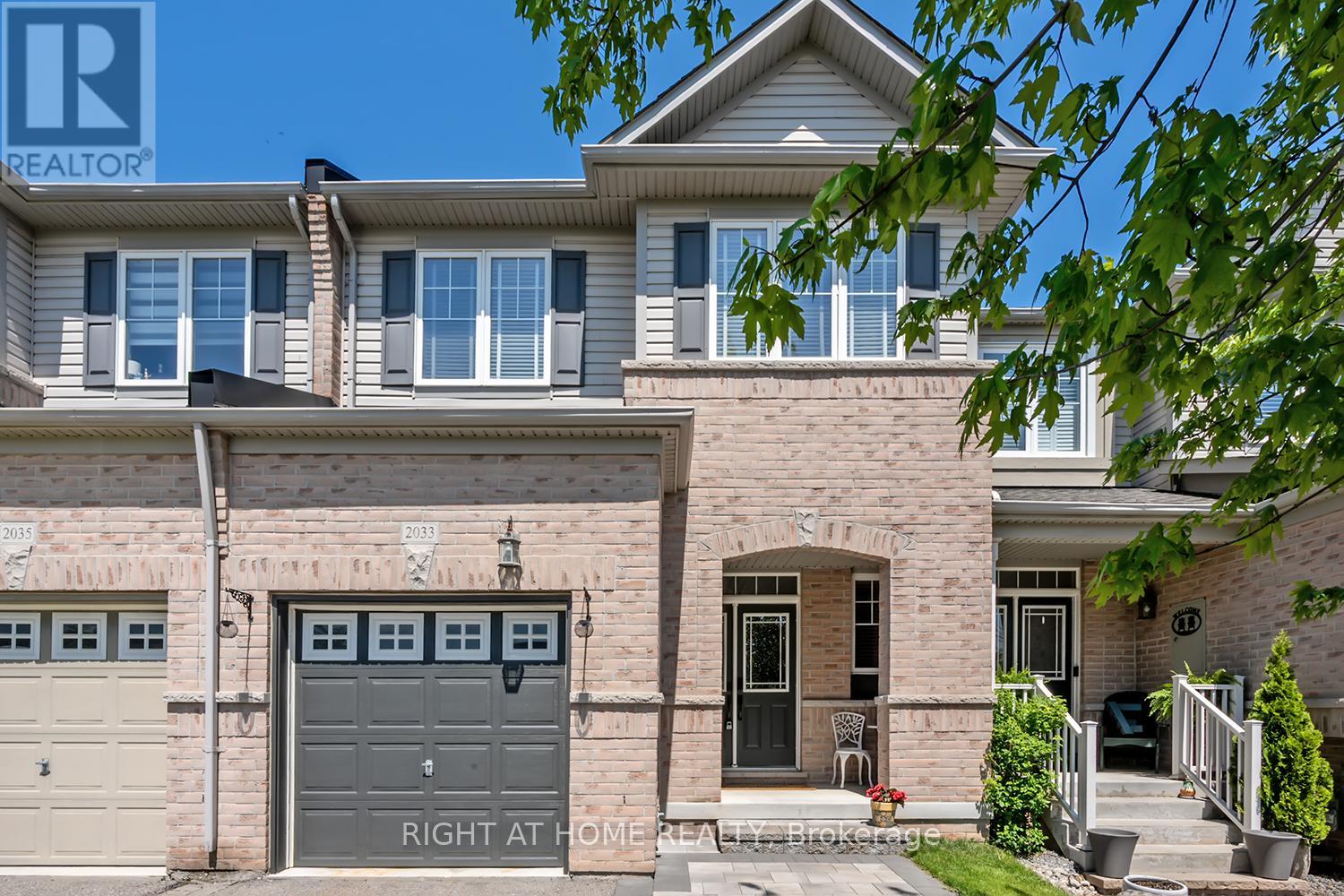 Townhouse at 2033 TRAWDEN WAY, Oakville (BC Bronte Creek)