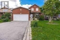 Detached at A - 35 KINGSPLATE CRESCENT, Toronto (West Humber-Clairville)