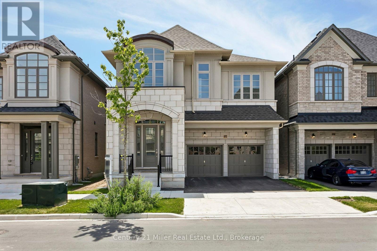 Detached at 3266 MILLICENT AVENUE, Oakville