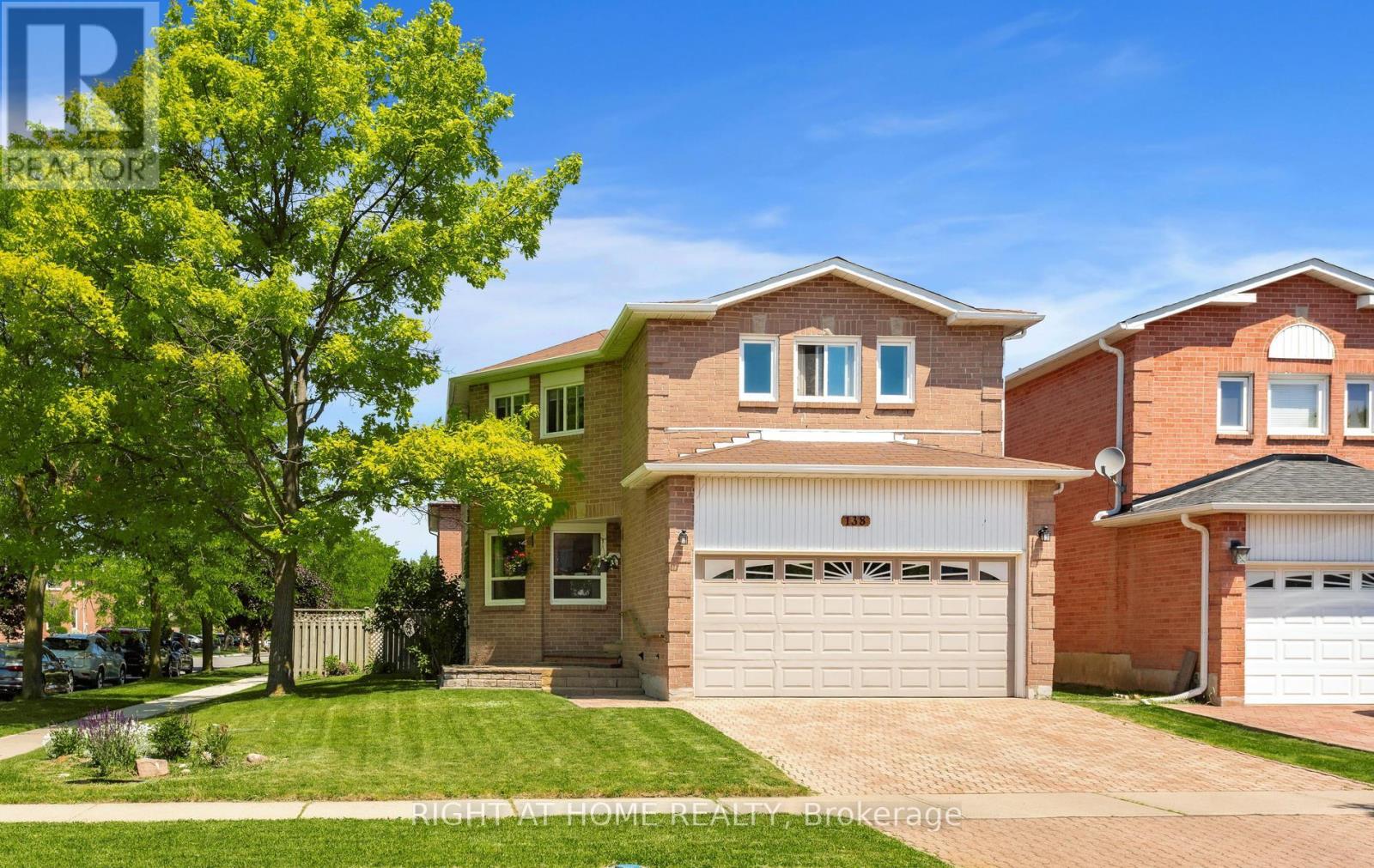 Detached at 138 ATKINS CIRCLE, Brampton