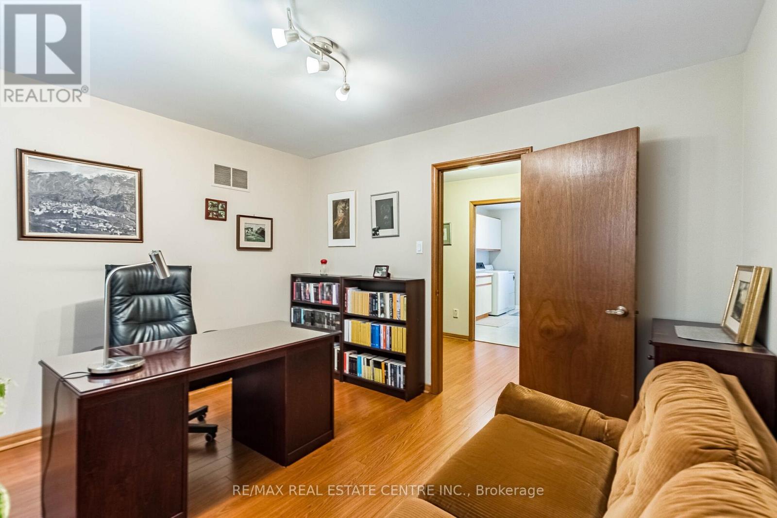 Detached at 202 WHITCHURCH MEWS, Mississauga