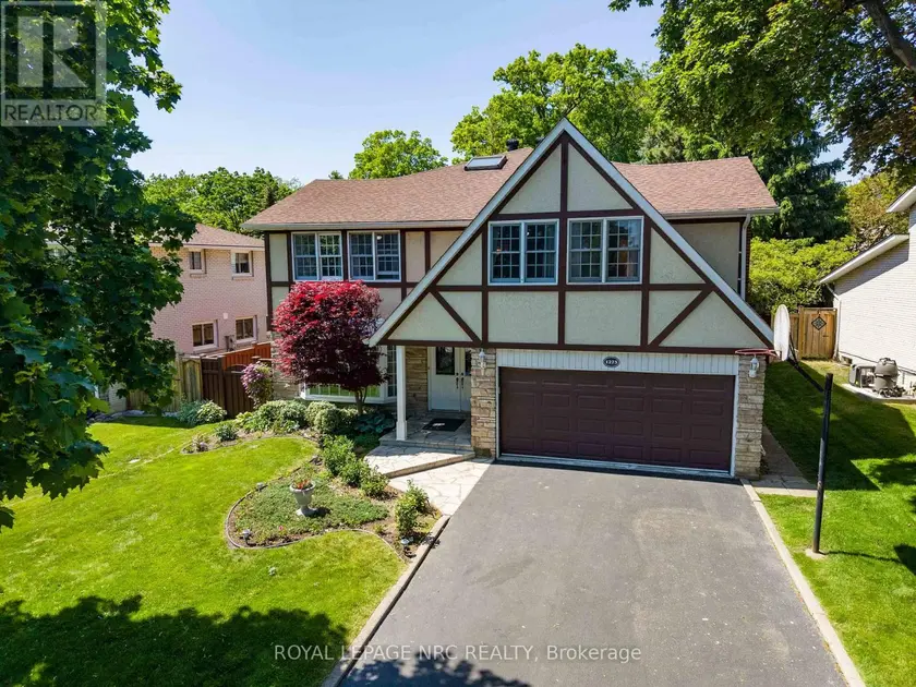 Detached at 1273 WINDING TRAIL, Mississauga