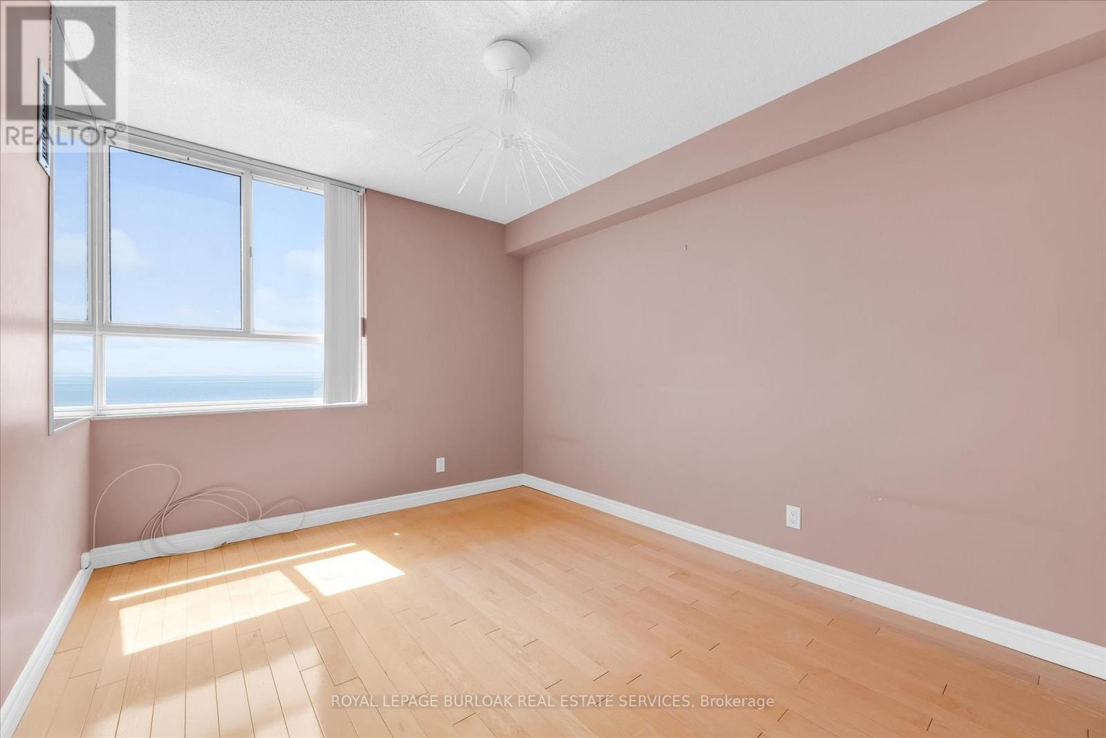 Apartment at 510 - 5280 LAKESHORE ROAD, Burlington