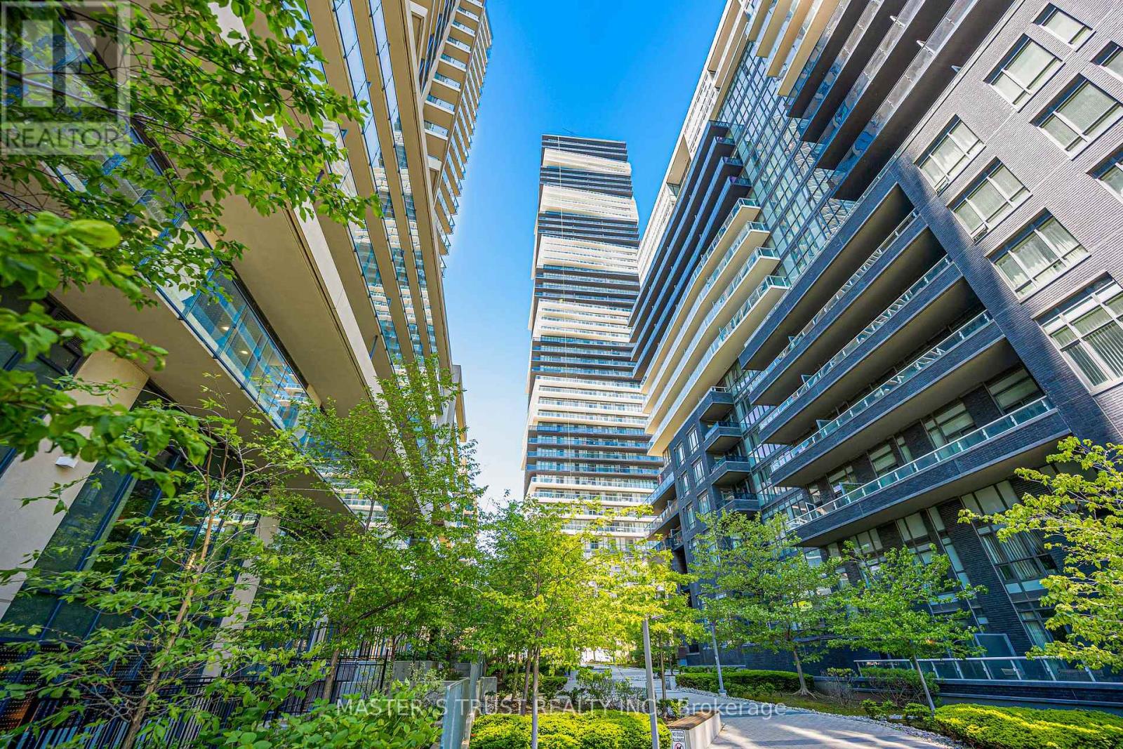 Apartment at #1109 - 56 ANNIE CRAIG DRIVE, Toronto (Mimico)