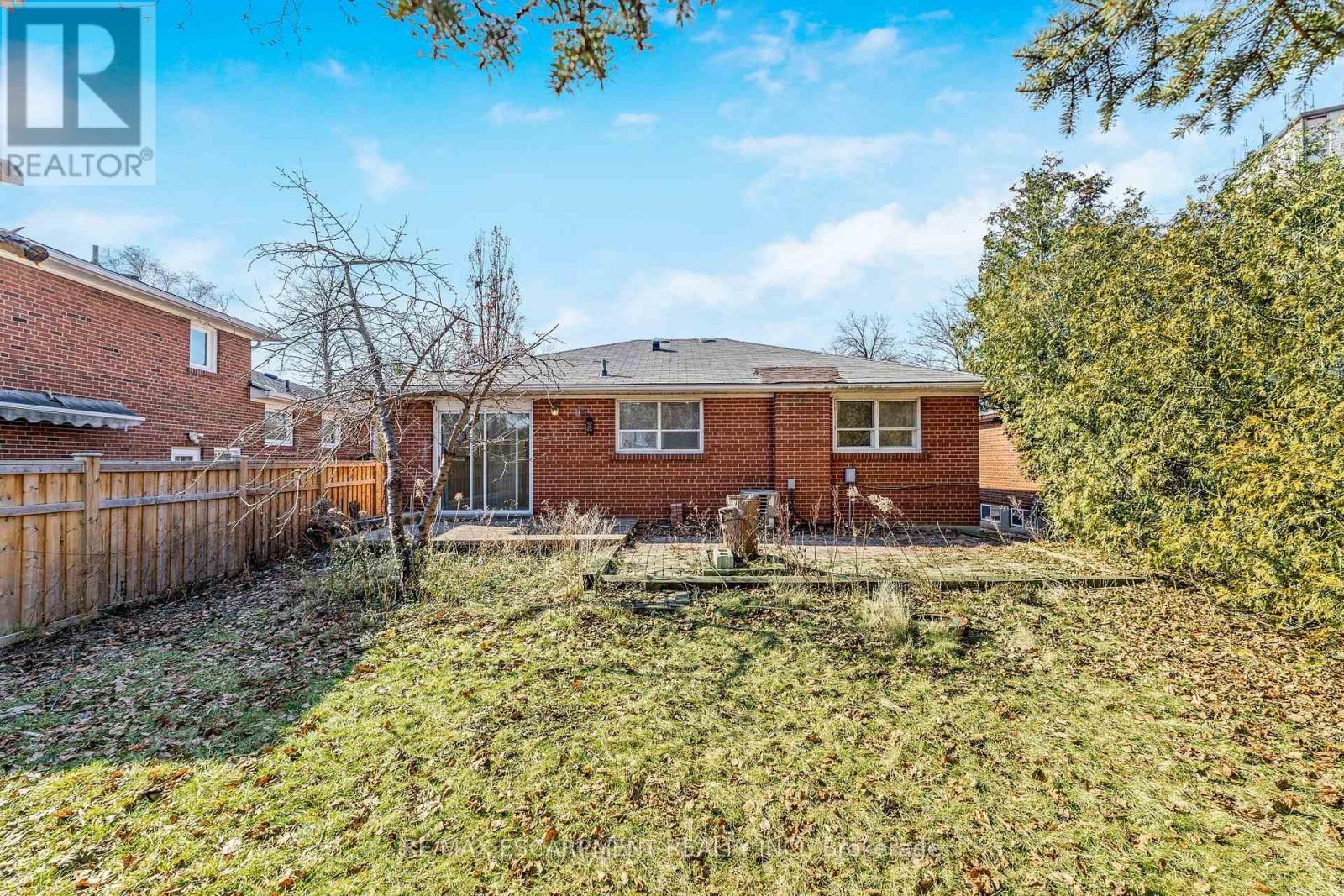 Detached at 113 POYNTER DRIVE, Toronto