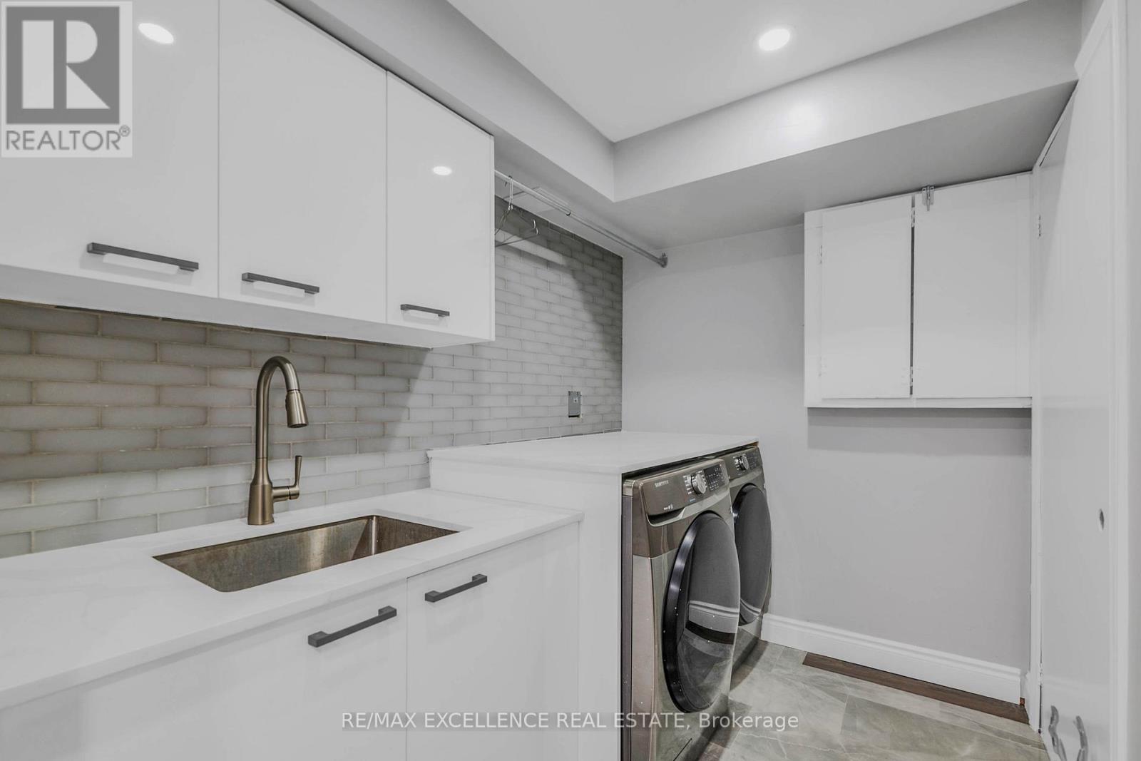 Semi-Detached/Link at 9 VIRTUES AVENUE, Brampton