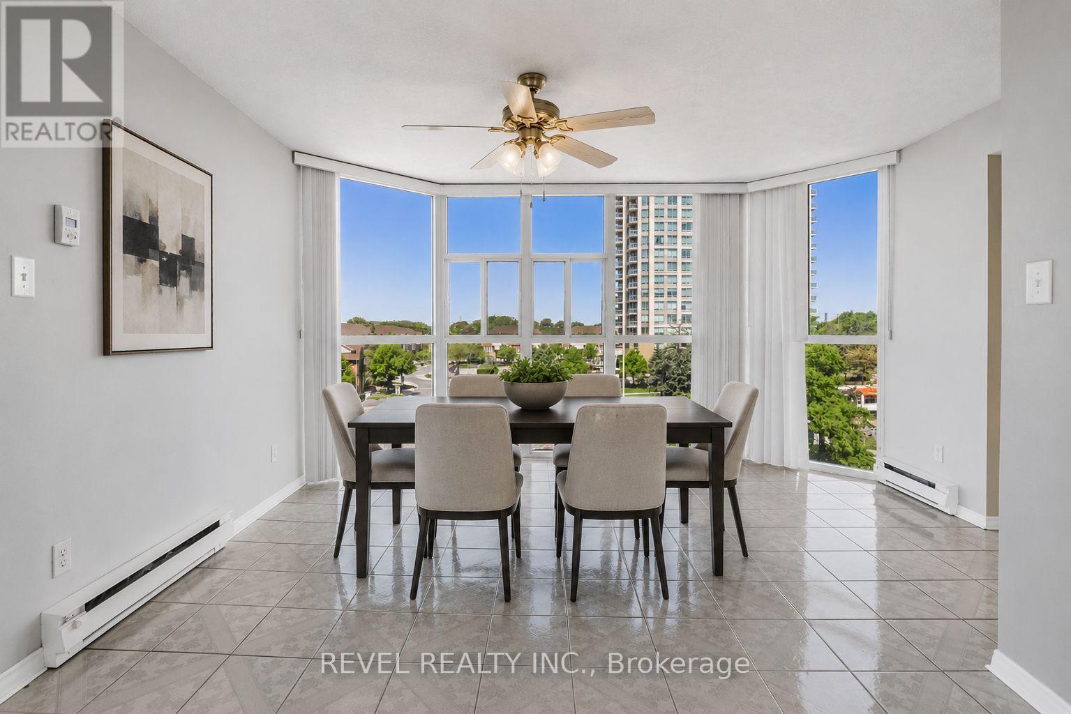Apartment at 403 - 1360 RATHBURN ROAD E, Mississauga