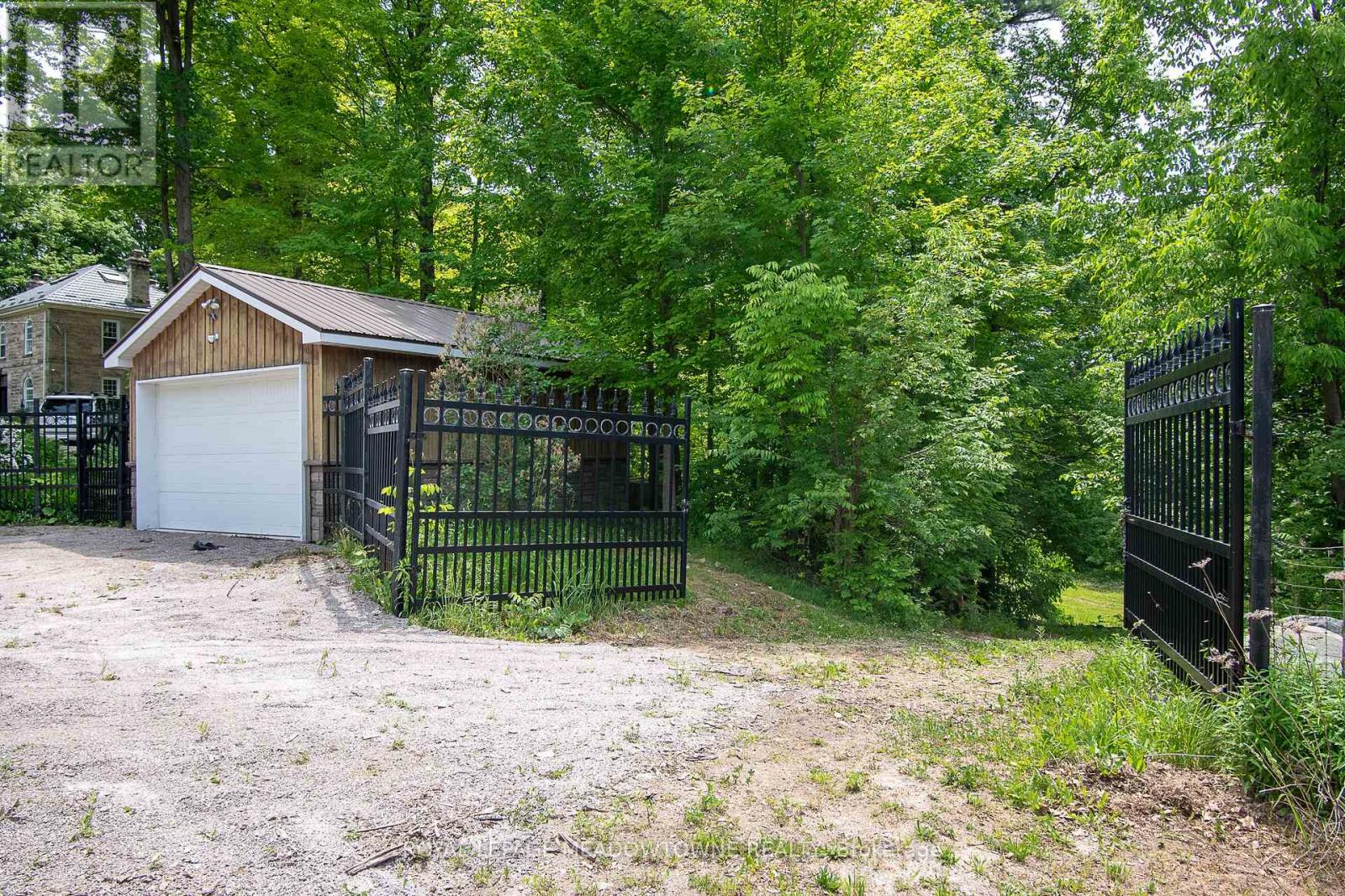 Detached at 9920 REGIONAL ROAD 25 ROAD, Halton Hills