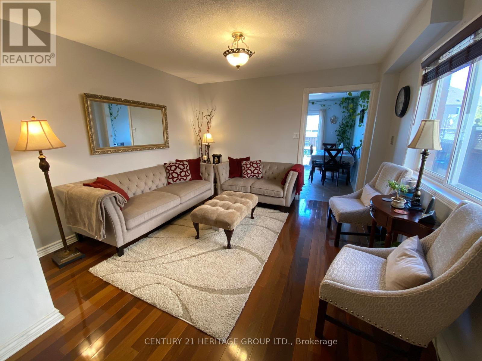 Semi-Detached/Link at 8 CARUSO DRIVE, Brampton