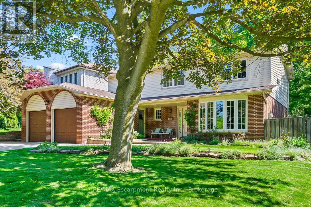 Detached at 255 SPRING GARDEN ROAD, Oakville (SW Southwest)